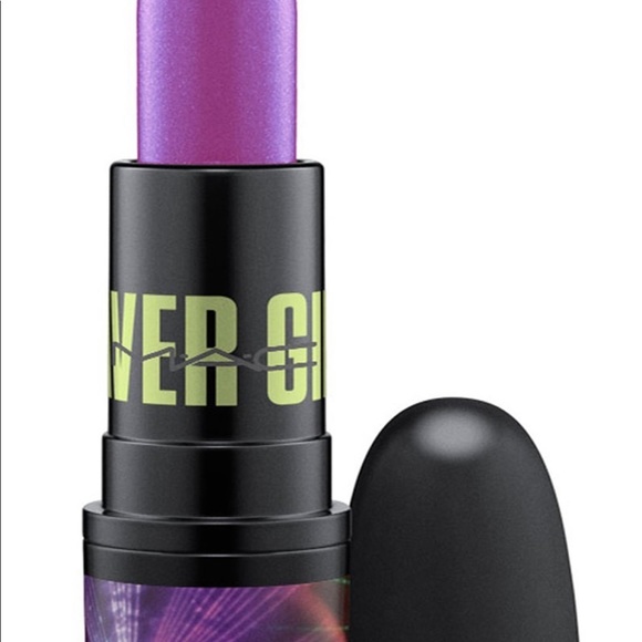 BNIB! MAC Frost Lipstick π In RAVE CHIC ! πππ - Picture 2 of 5